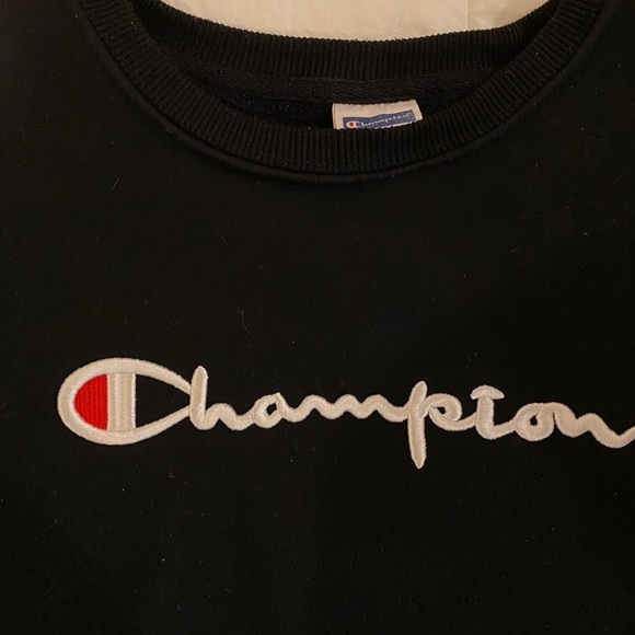 Women’s Champion Sweatshirt - Picture 3 of 3